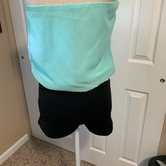 Romper - Picture 2 of 4